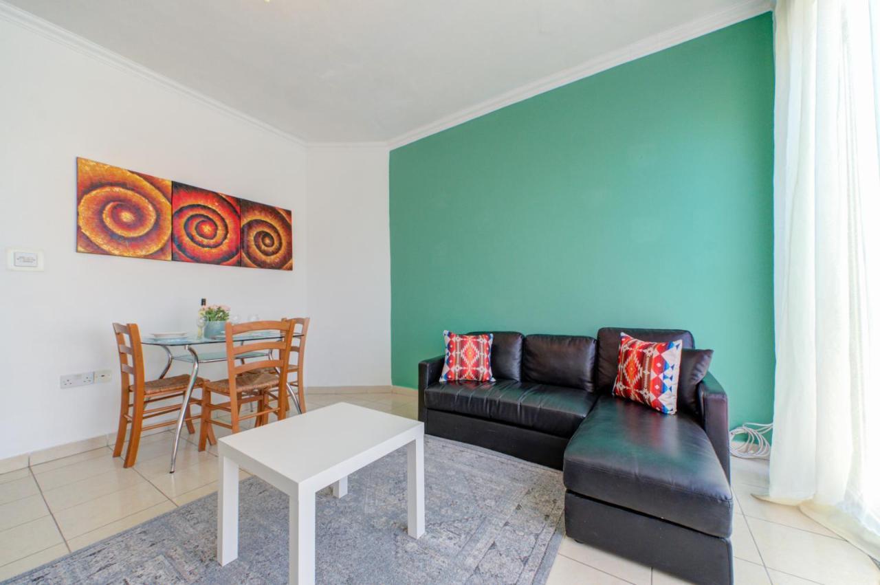 Morina Court - Seaview Apartments And Penthouse In St Julians By Shortletsmalta Saint Julian's Eksteriør billede