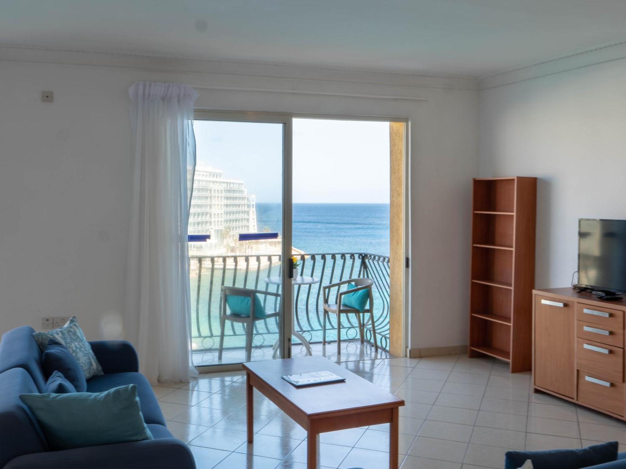 Morina Court - Seaview Apartments And Penthouse In St Julians By Shortletsmalta Saint Julian's Eksteriør billede