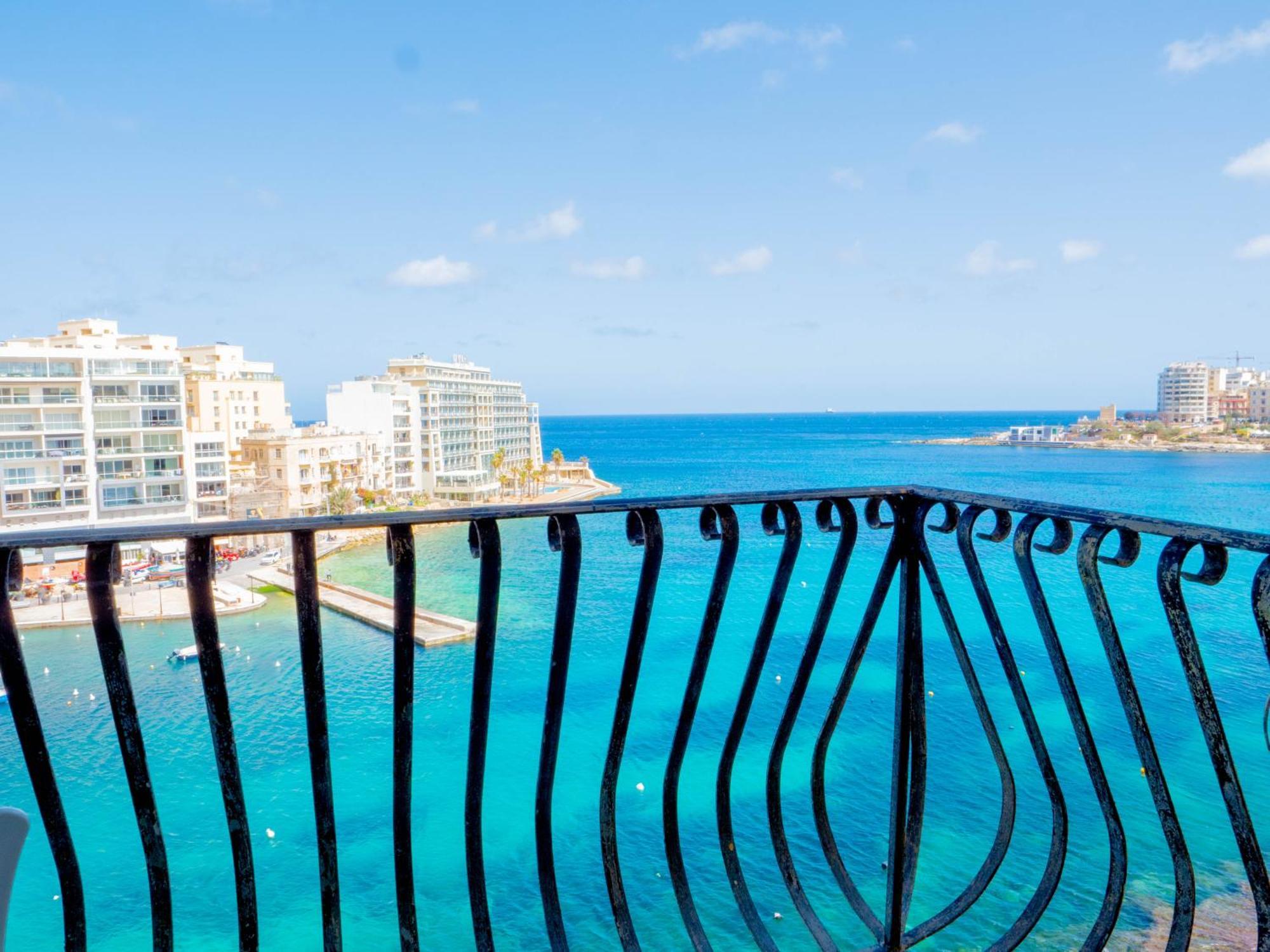 Morina Court - Seaview Apartments And Penthouse In St Julians By Shortletsmalta Saint Julian's Eksteriør billede