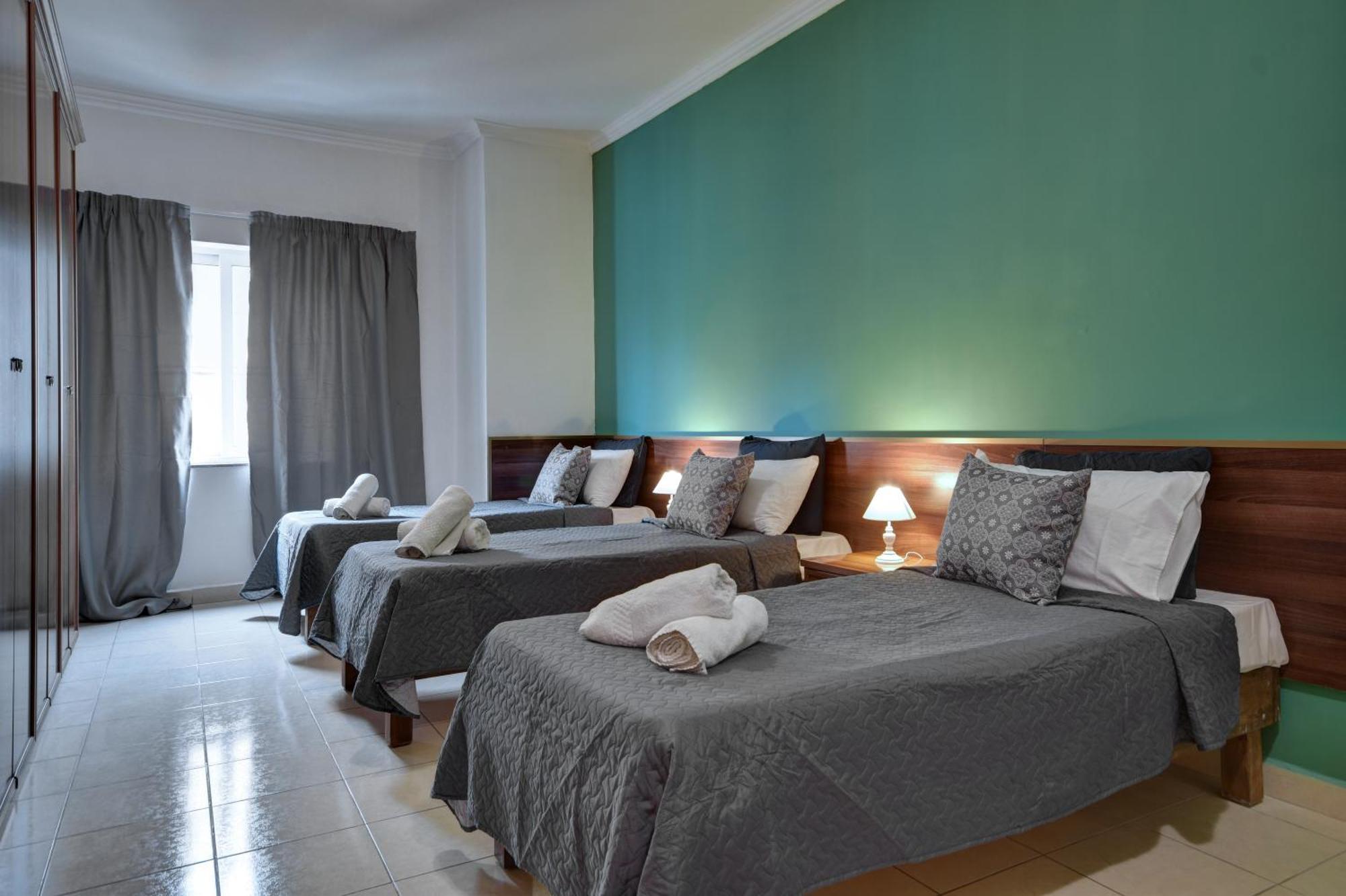 Morina Court - Seaview Apartments And Penthouse In St Julians By Shortletsmalta Saint Julian's Eksteriør billede