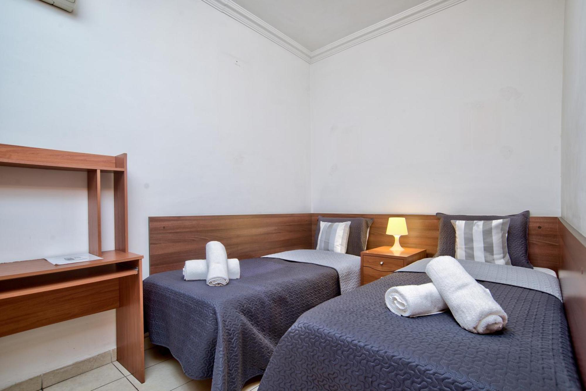 Morina Court - Seaview Apartments And Penthouse In St Julians By Shortletsmalta Saint Julian's Eksteriør billede