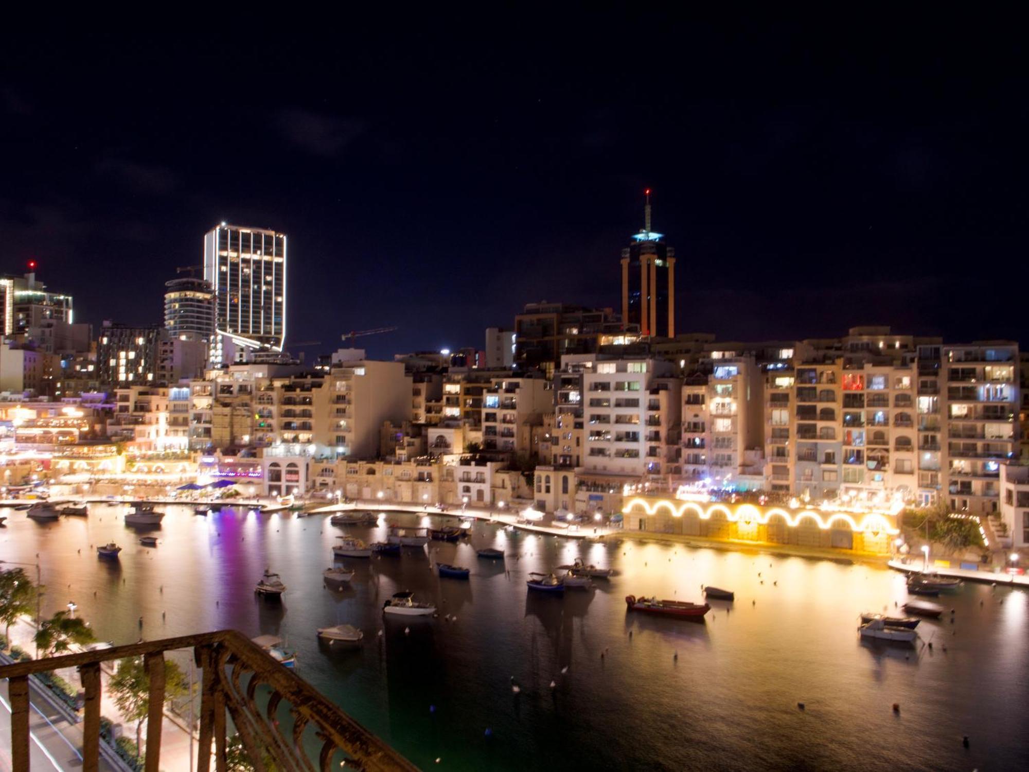 Morina Court - Seaview Apartments And Penthouse In St Julians By Shortletsmalta Saint Julian's Eksteriør billede